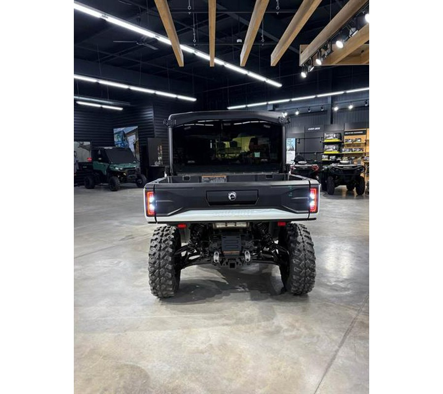 2026 Can-Am Defender Limited HD11