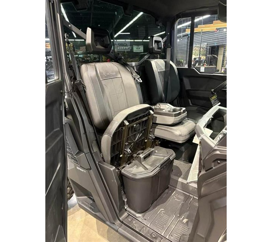 2026 Can-Am Defender Limited HD11