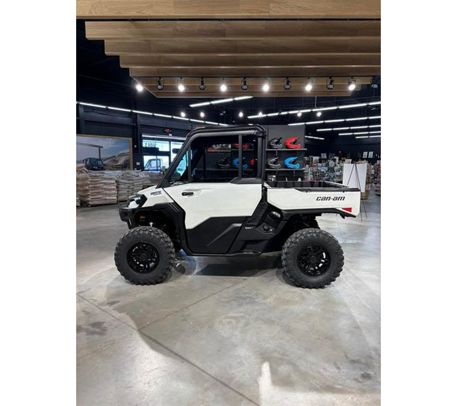 2026 Can-Am Defender Limited HD11