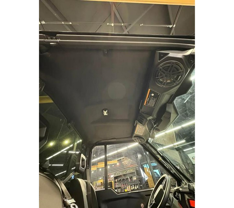 2026 Can-Am Defender Limited HD11