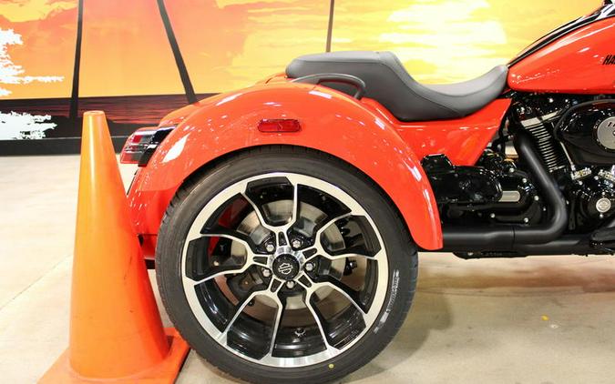 2026 Harley-Davidson® FLTRT - Road Glide® 3