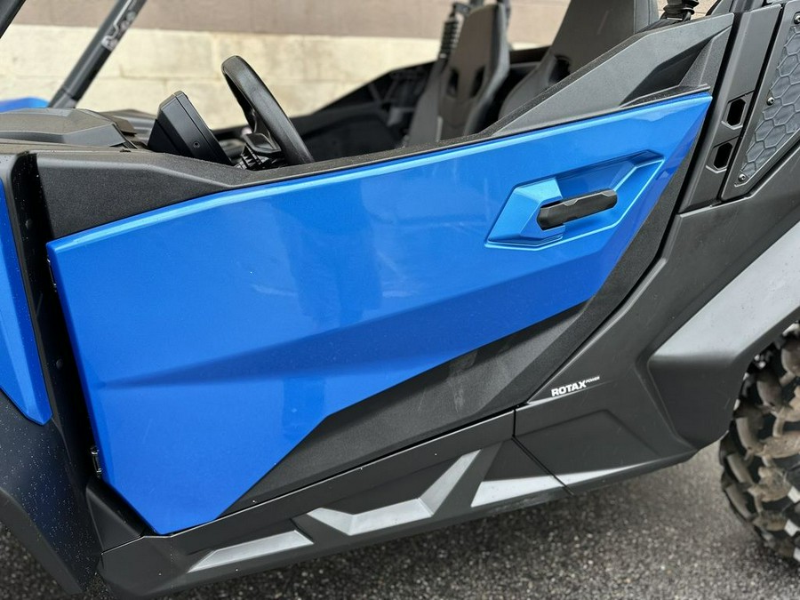 2022 Can-Am® Commander XT 700