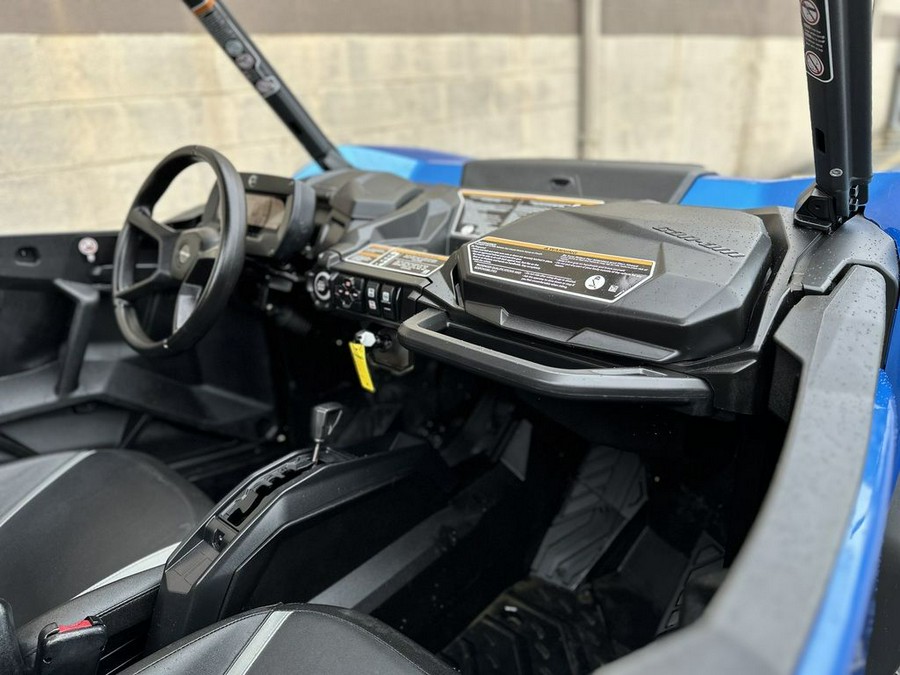 2022 Can-Am® Commander XT 700