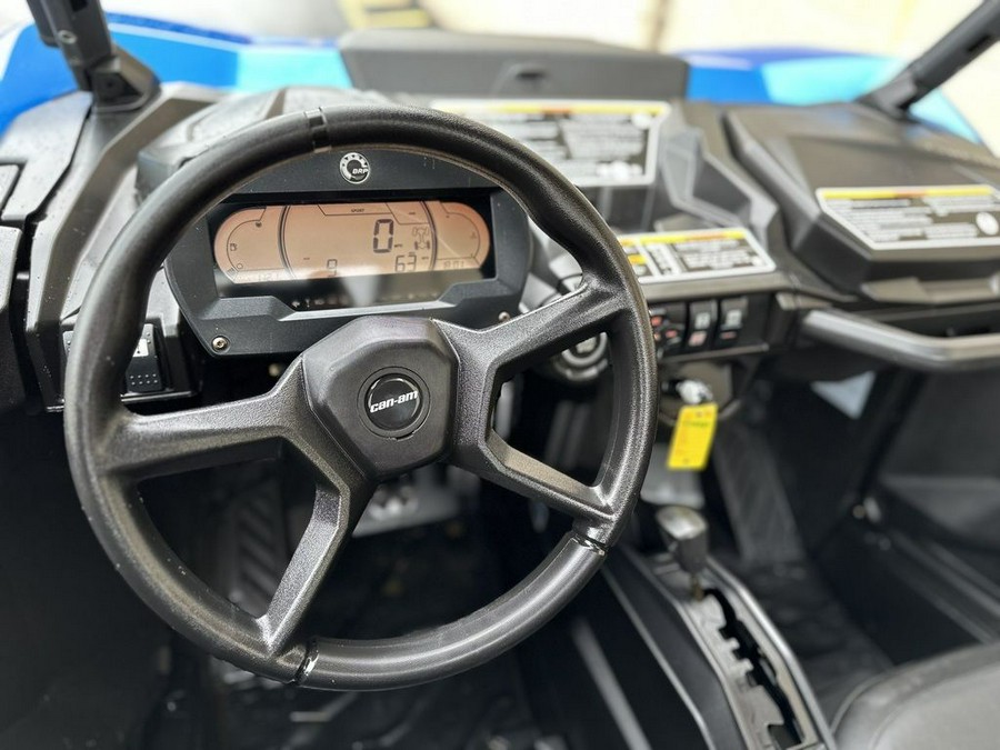 2022 Can-Am® Commander XT 700