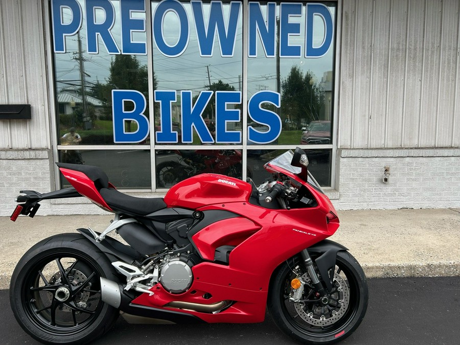 2024 Ducati Panigale V2