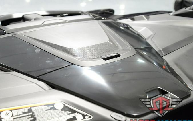 2026 Can-Am Maverick R Max X RS With Smart-Shox