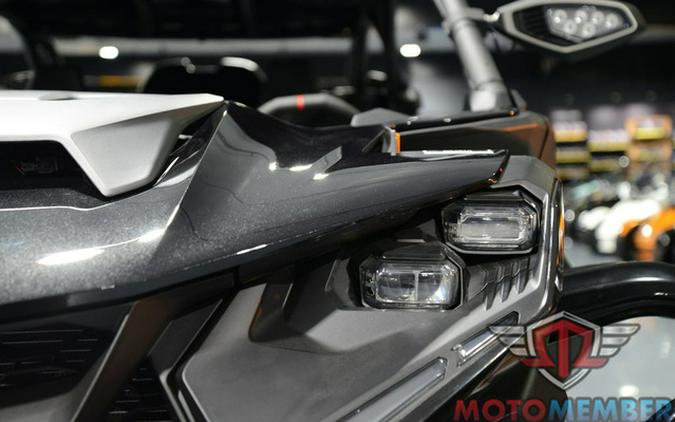 2026 Can-Am Maverick R Max X RS With Smart-Shox