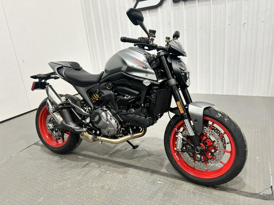 2025 DUCATI Monster Plus Aviator Grey