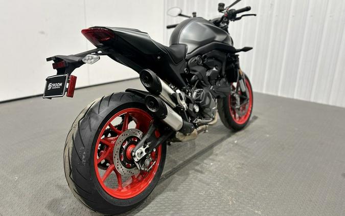 2025 DUCATI Monster Plus Aviator Grey