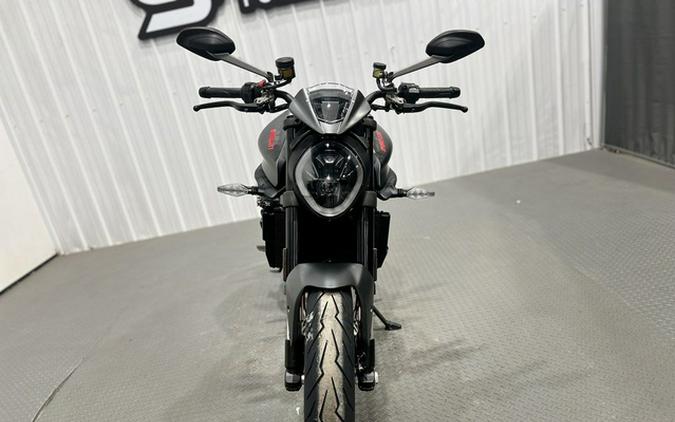 2025 DUCATI Monster Plus Aviator Grey