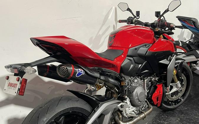 2025 Ducati Streetfighter V2 S