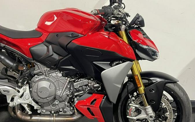 2025 Ducati Streetfighter V2 S