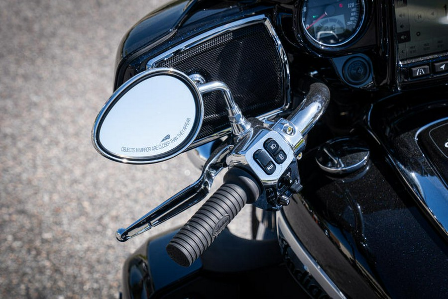 2024 Indian Motorcycle® Roadmaster® Limited Black Azure Crystal