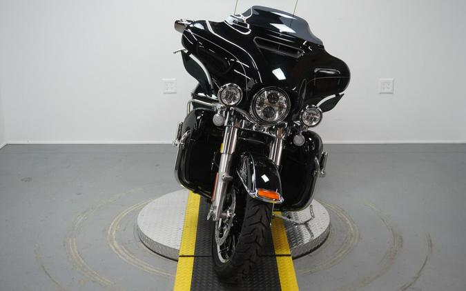 2015 Harley-Davidson® Ultra Limited Low Vivid Black