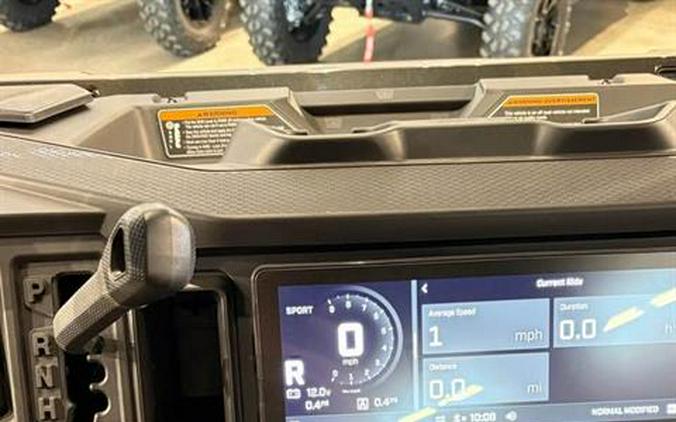 2026 Can-Am Defender MAX Lone Star HD11