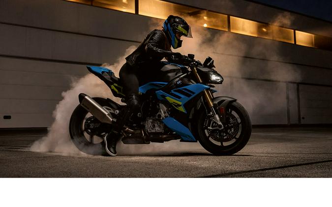 2026 BMW S 1000 R