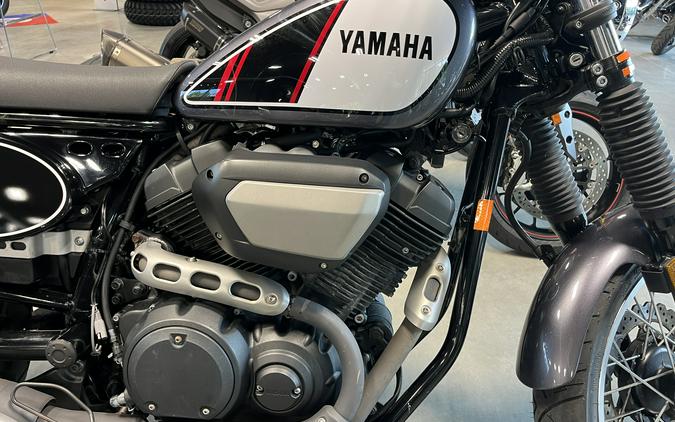 2017 Yamaha SCR950