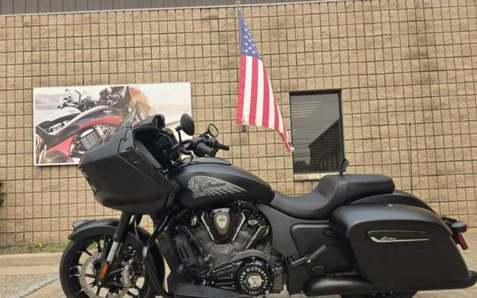2026 Indian Motorcycle® Challenger® Dark Horse® Black Smoke