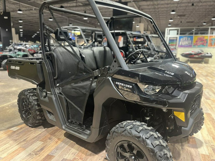 2025 Can-Am Defender DPS HD9 Stealth Black