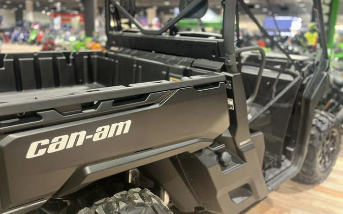 2025 Can-Am Defender DPS HD9 Stealth Black