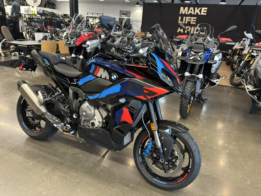 2025 BMW M 1000 XR - BLACK STORM METALLIC