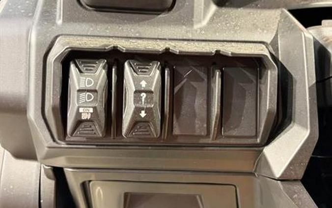 2026 Can-Am Defender MAX XT HD11