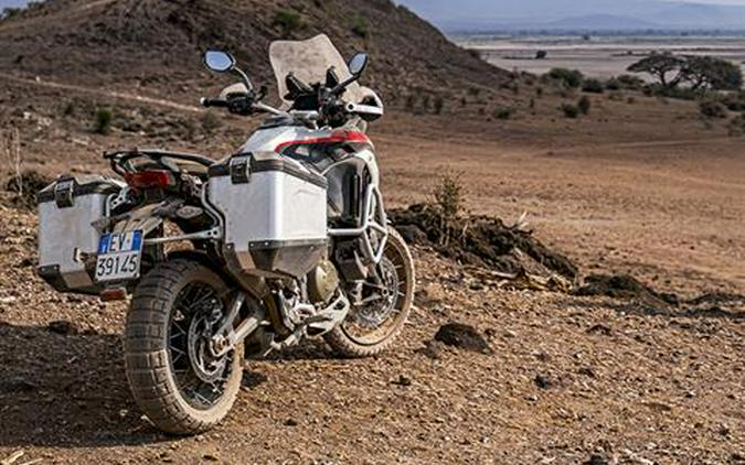 2023 Ducati Multistrada V4 Rally Adventure Travel & Radar