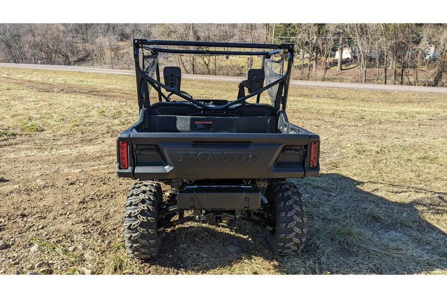 2024 Honda PIONEER 1000 DELUXE