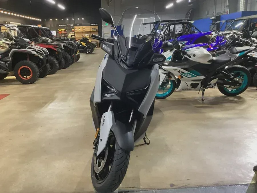 New 2024 YAMAHA XMAX GRANITE GRAY