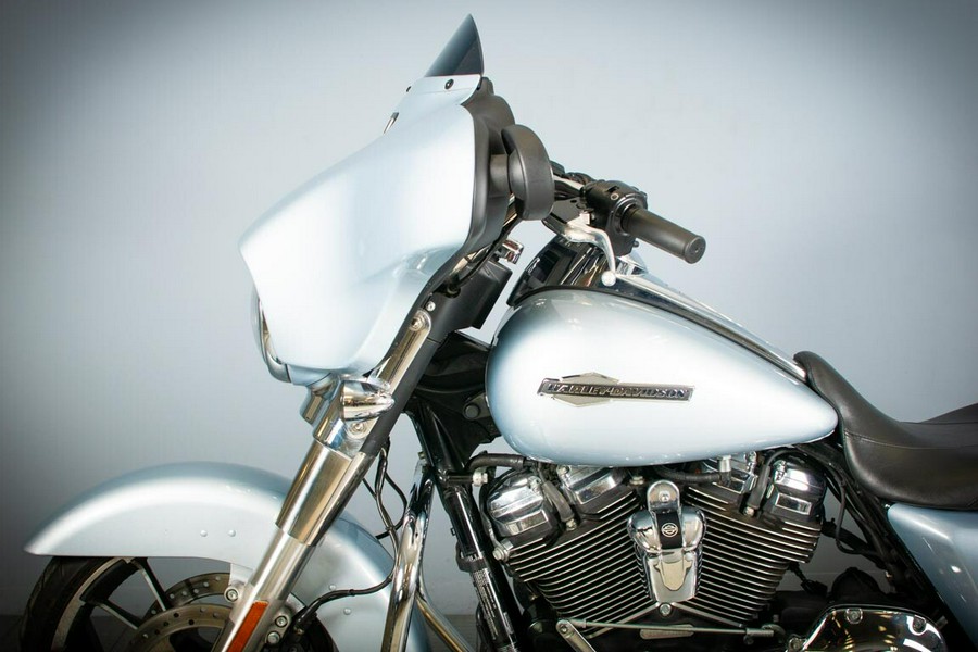 2023 Harley-Davidson Street Glide