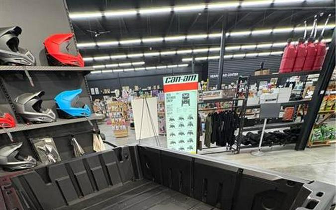 2026 Can-Am Defender XT CAB HD11