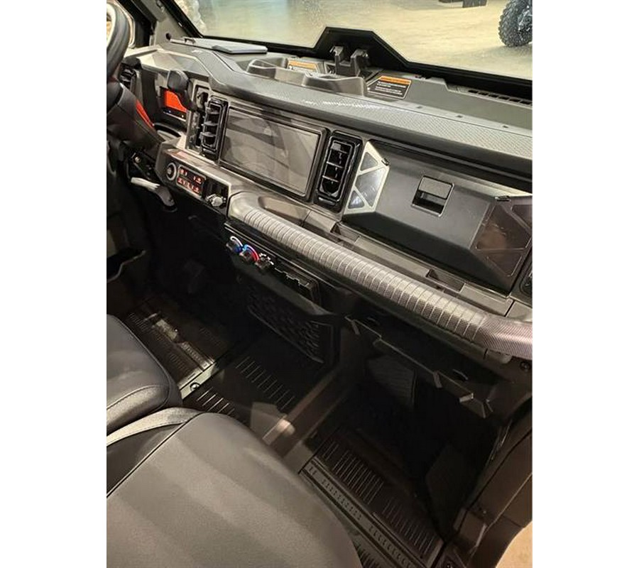 2026 Can-Am Defender XT CAB HD11