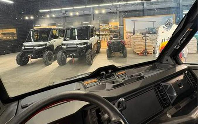 2026 Can-Am Defender XT CAB HD11