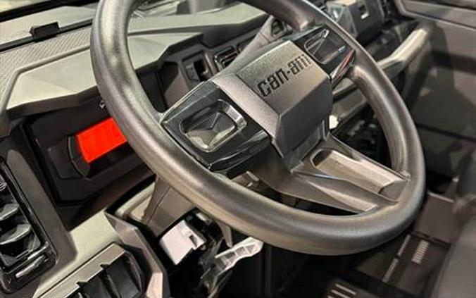 2026 Can-Am Defender XT CAB HD11