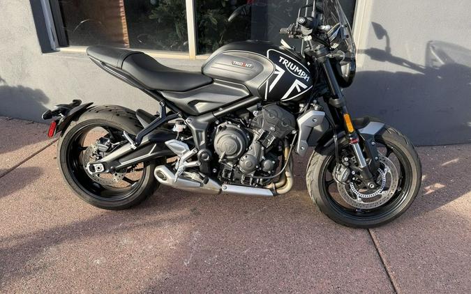 2023 Triumph Trident 660 Matte Jet Black / Matte Silver Ice
