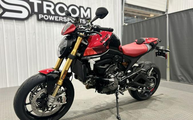 2026 Ducati Monster SP