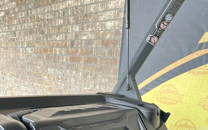 2025 Can-Am Defender XT HD9