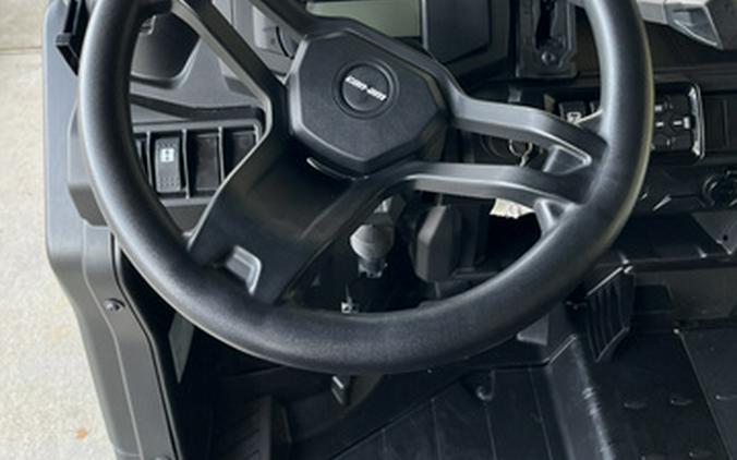 2025 Can-Am Defender XT HD9