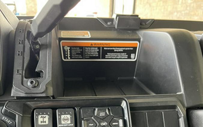 2025 Can-Am Defender XT HD9