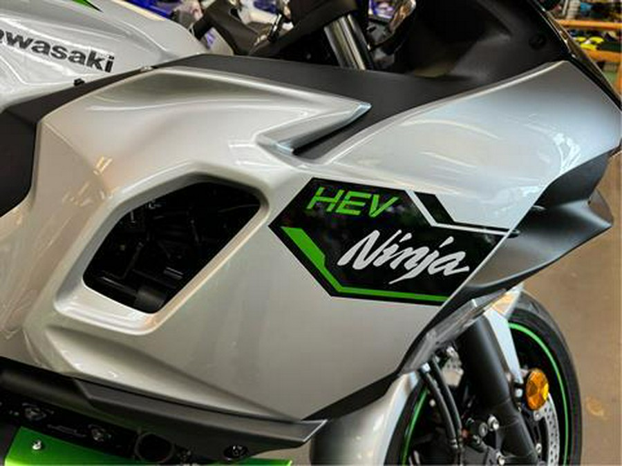 2024 Kawasaki Ninja 7 Hybrid ABS