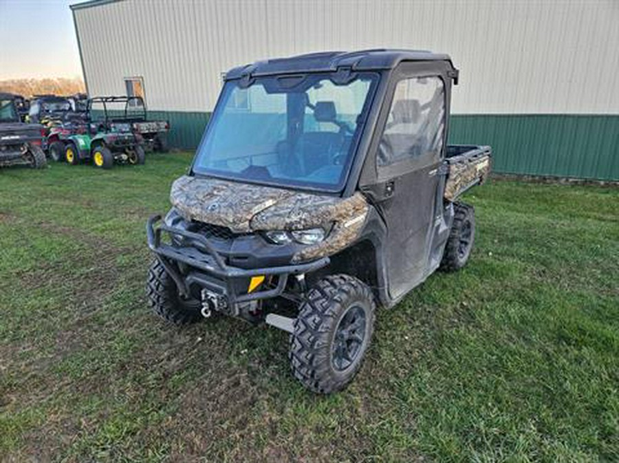 2016 Can-Am Defender XT HD8