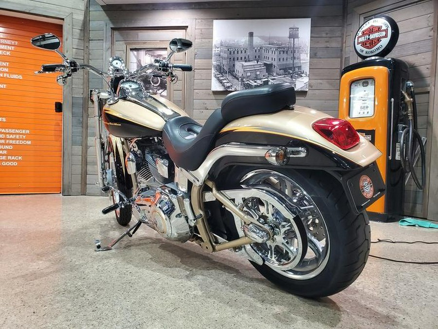 2003 Harley-Davidson® FXSTDSE CVO 100th Anniversary Deuce