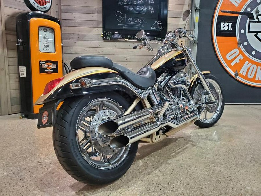 2003 Harley-Davidson® FXSTDSE CVO 100th Anniversary Deuce