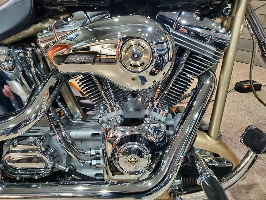 2003 Harley-Davidson® FXSTDSE CVO 100th Anniversary Deuce