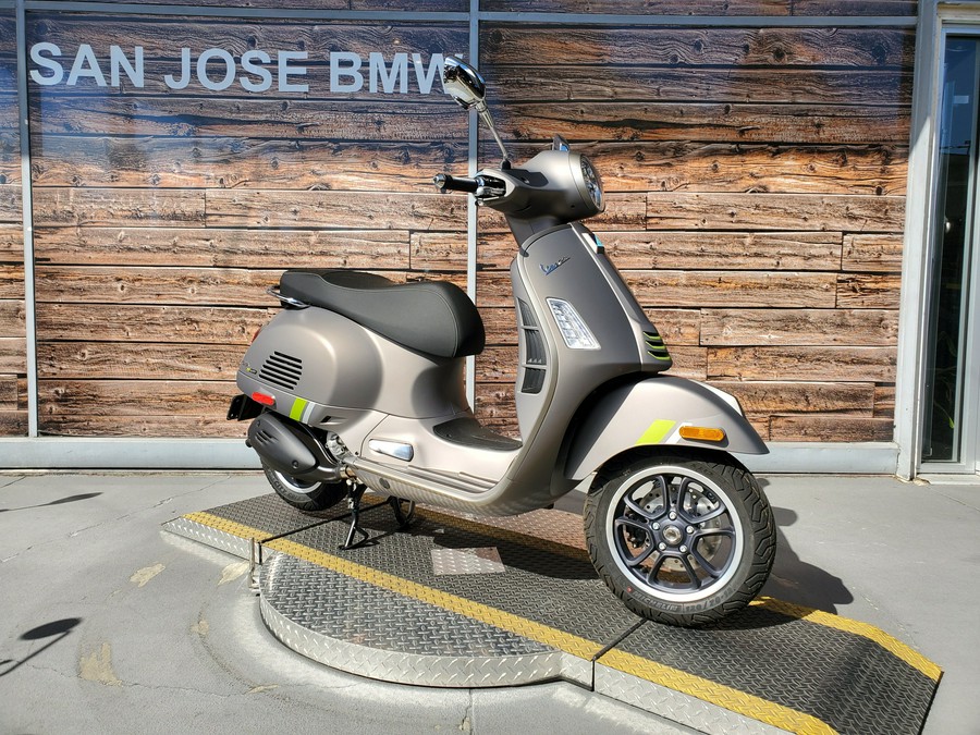 2024 Vespa GTV