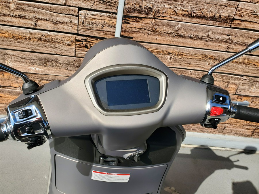 2024 Vespa GTV