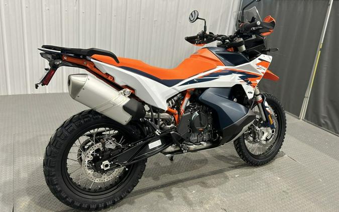 2026 KTM Adventure 890 R