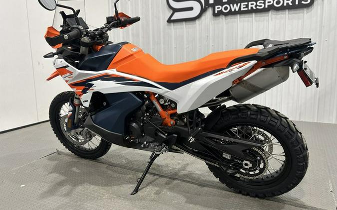 2026 KTM Adventure 890 R