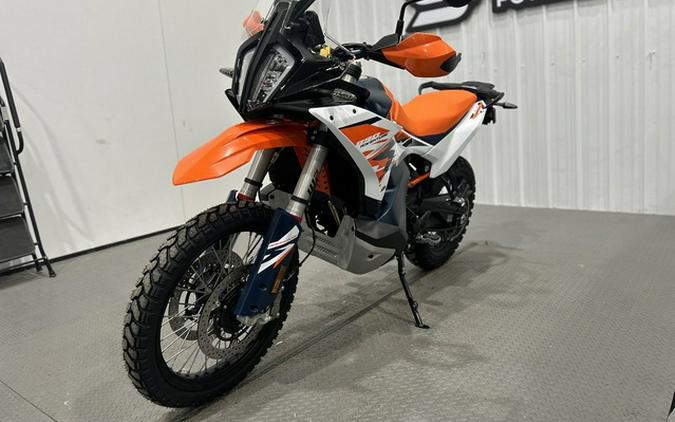 2026 KTM Adventure 890 R