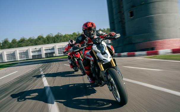 2027 Ducati Hypermotard V2 SP